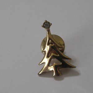 Avon Christmas Tree Tie Tack / Pin